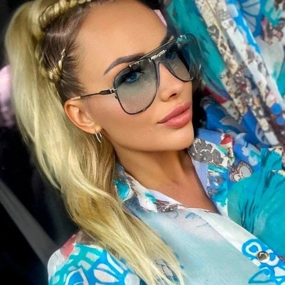 Authentic Gucci sunglasses - Picture 2 of 11